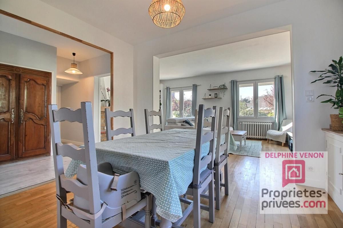 CHATEAUNEUF-SUR-LOIRE Exclusivité - Maison 5 chambres proche Loire, écoles et commerces à Châteauneuf sur Loire 2