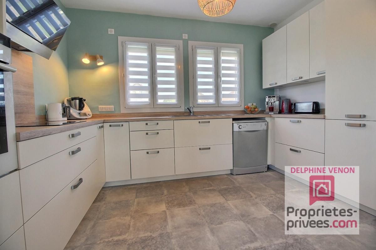 CHATEAUNEUF-SUR-LOIRE Exclusivité - Maison 5 chambres proche Loire, écoles et commerces à Châteauneuf sur Loire 3