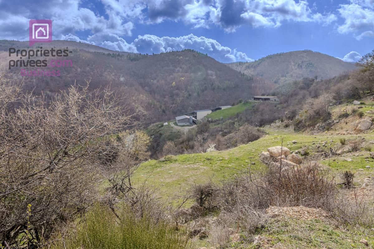 MONTBRUN-LES-BAINS Domaine agricole  Biologique de 133 hectares Montbrun Les Bains 26570 3