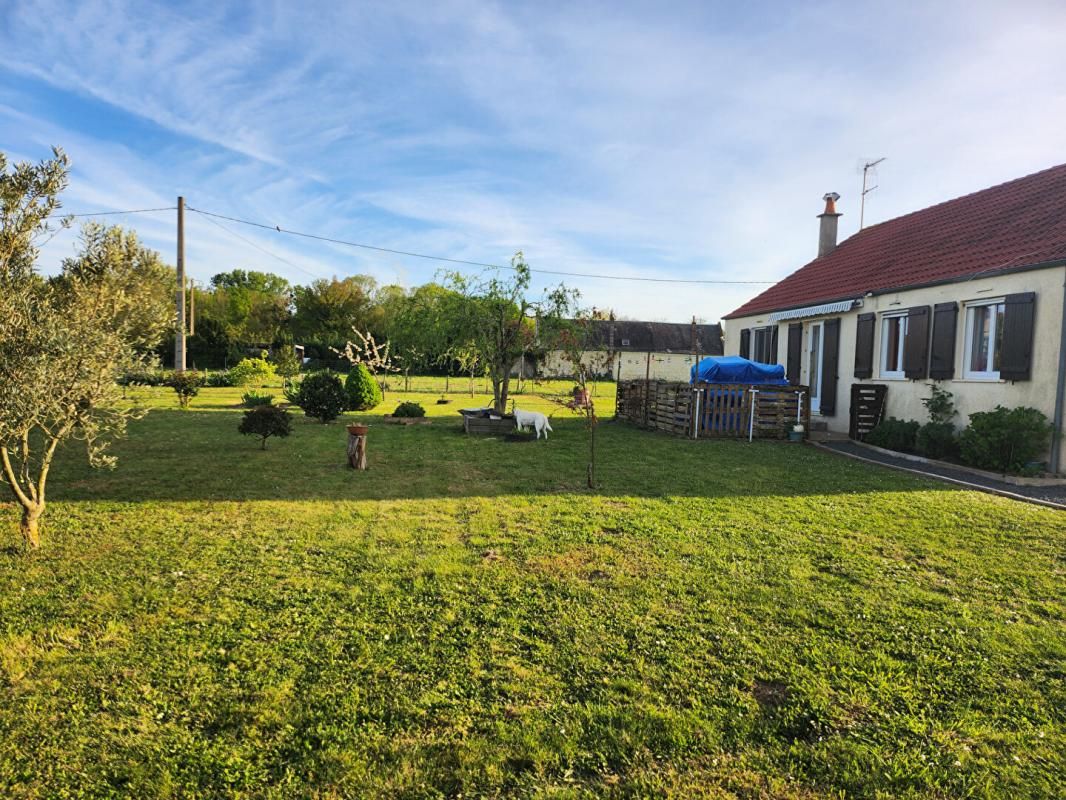 LA CHAPELLE-SUR-LOIRE Exclusivité - A vendre Pavillon 4 pièces (3 chambres) à La Chapelle Sur Loire 2