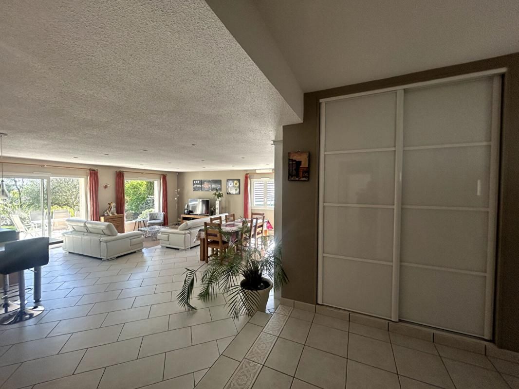 NEVERS Nevers- Montapins Superbe Maison Moderne 4