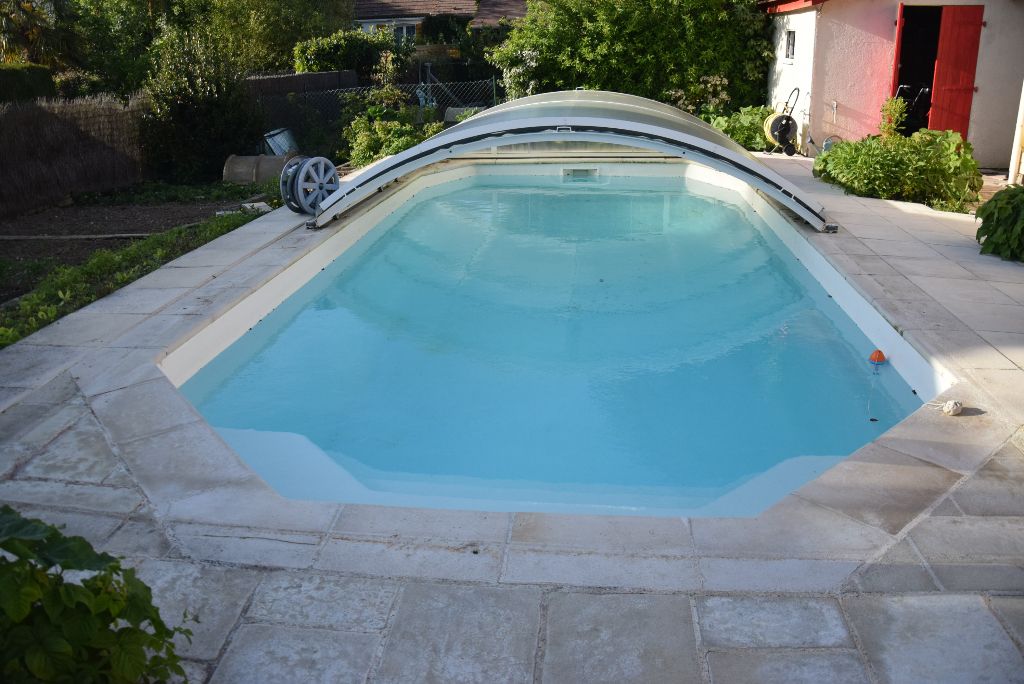 MESLAY EXCLUSIVITE Maison économique à MESLAY 41100 avec piscine couverte 3