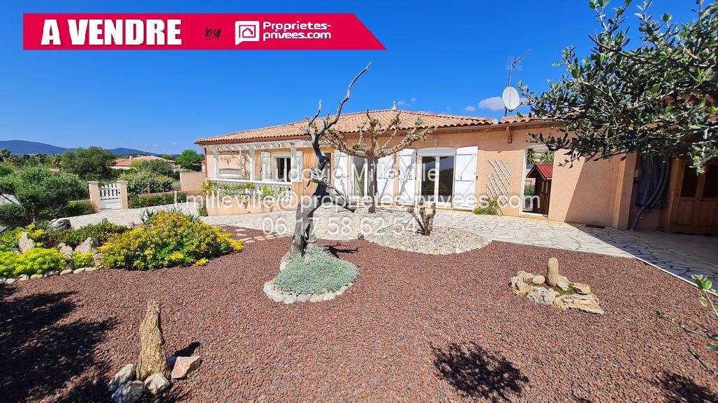 Spacieuce villa type 5 de 152m² avec garage et dépendence sur 700m² de terrain Spacieuce villa type 5 de 152m² avec garage et dépendence sur 700m² de terrain Spacieuse villa de type 5 de 152m² avec garage et dépendance sur 700m² de terrain