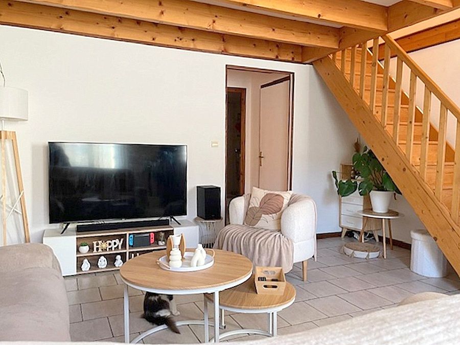 Charmante Maison Saint Pierre La Noue 77 m2, 2 chambres, bureau garage et extérieur