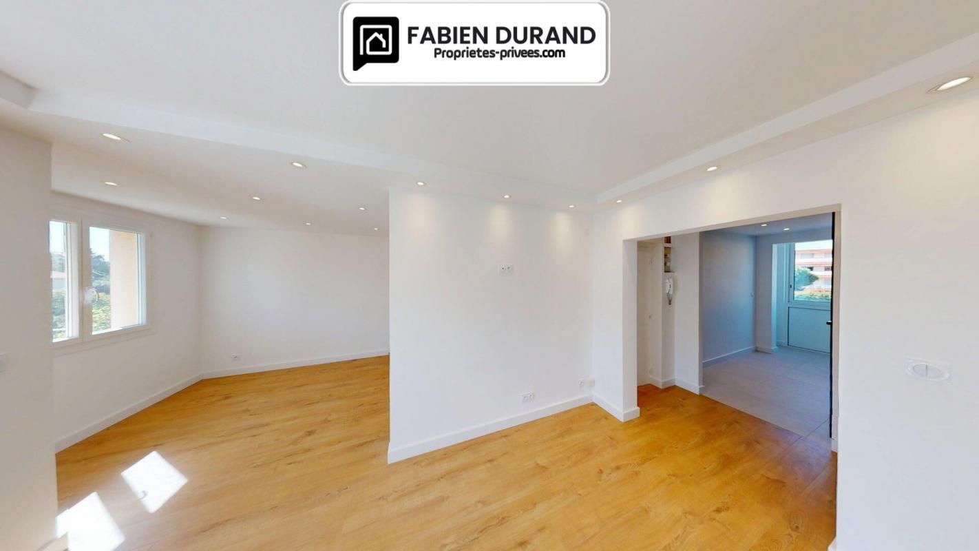 FREJUS Appartement Frejus 4 pièce(s) 69 m2 2
