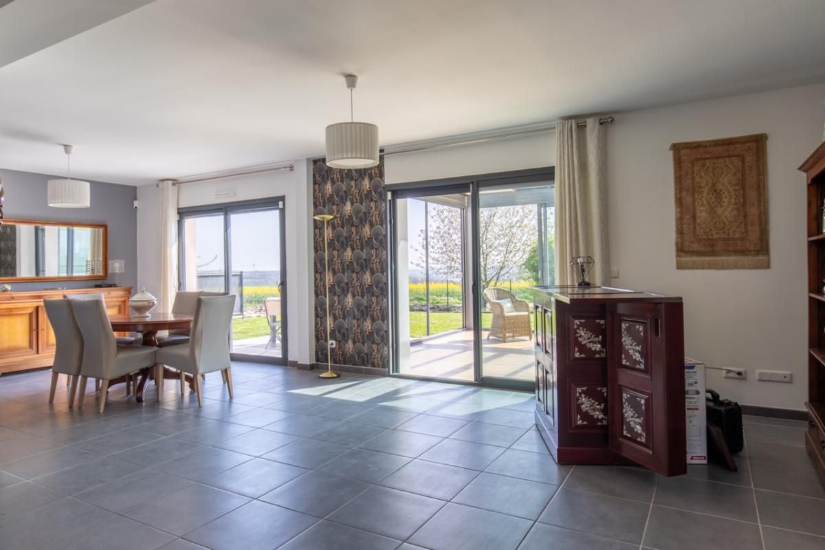 JAMBVILLE Maison familiale de 2019 en état neuf 3