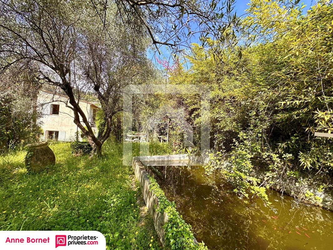 GRASSE Maison 5 pièces de 113 m2 avec terrain de 1400 m2 2