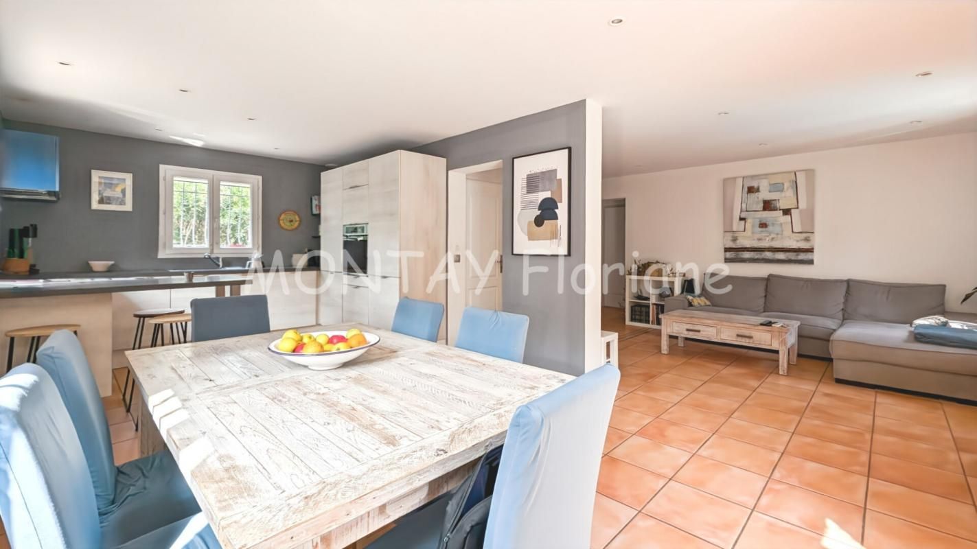 SAINT-RAPHAEL Maison Saint Raphael 5 pièces 110 m2 2