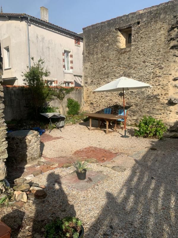 MOUILLERON-EN-PAREDS Maison Mouilleron En Pareds 4 pièce(s) 120 m2 2