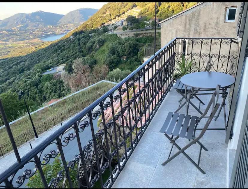 OLMETO Olmeto, Maison de village en pierres de taille 4 pièce(s) 115 m2  jardin 202 m2 3