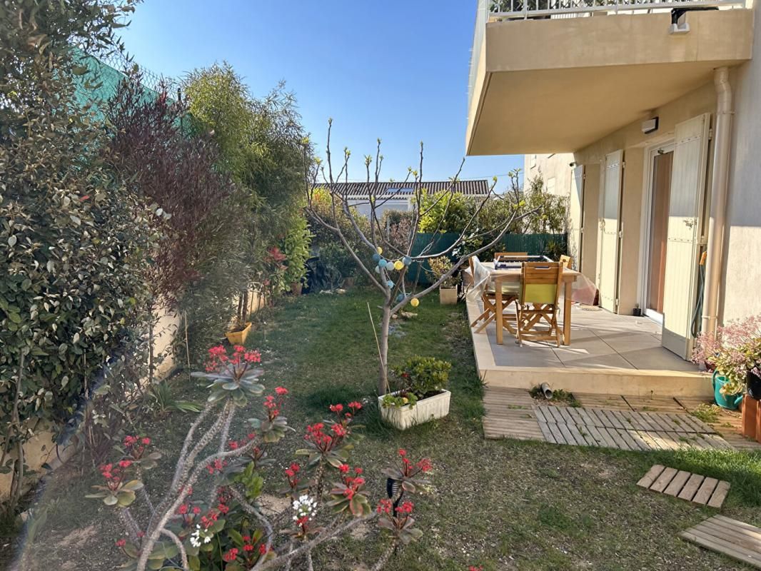 TOULON Appartement Toulon 3 pièce(s) 65 m2 avec terrasse et jardin 1