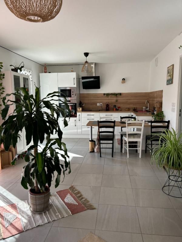 TOULON Appartement Toulon 3 pièce(s) 65 m2 avec terrasse et jardin 2