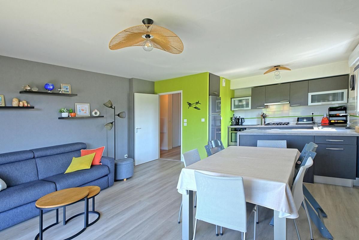 Appartement rez-de-jardin - Saint-André Des Eaux - 4 pièces - 80 m2
