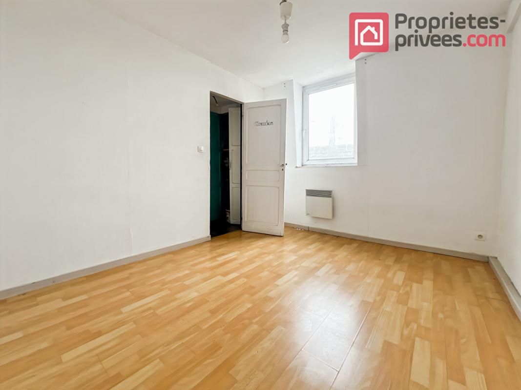 PERENCHIES Immeuble Perenchies 15 pièce(s) 300 m2 4