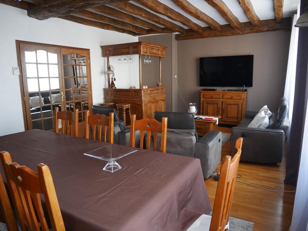 GOURNAY-EN-BRAY IMMEUBLE  Gournay En Bray 6 pièces 140 m2 4