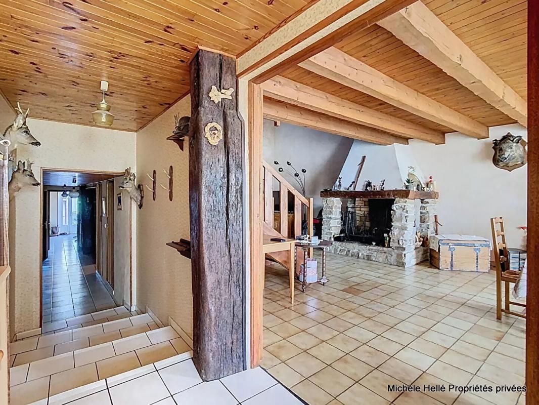Maison Lorraine 8 pièces 6 chambres terrain 850 m2 DPE: C
