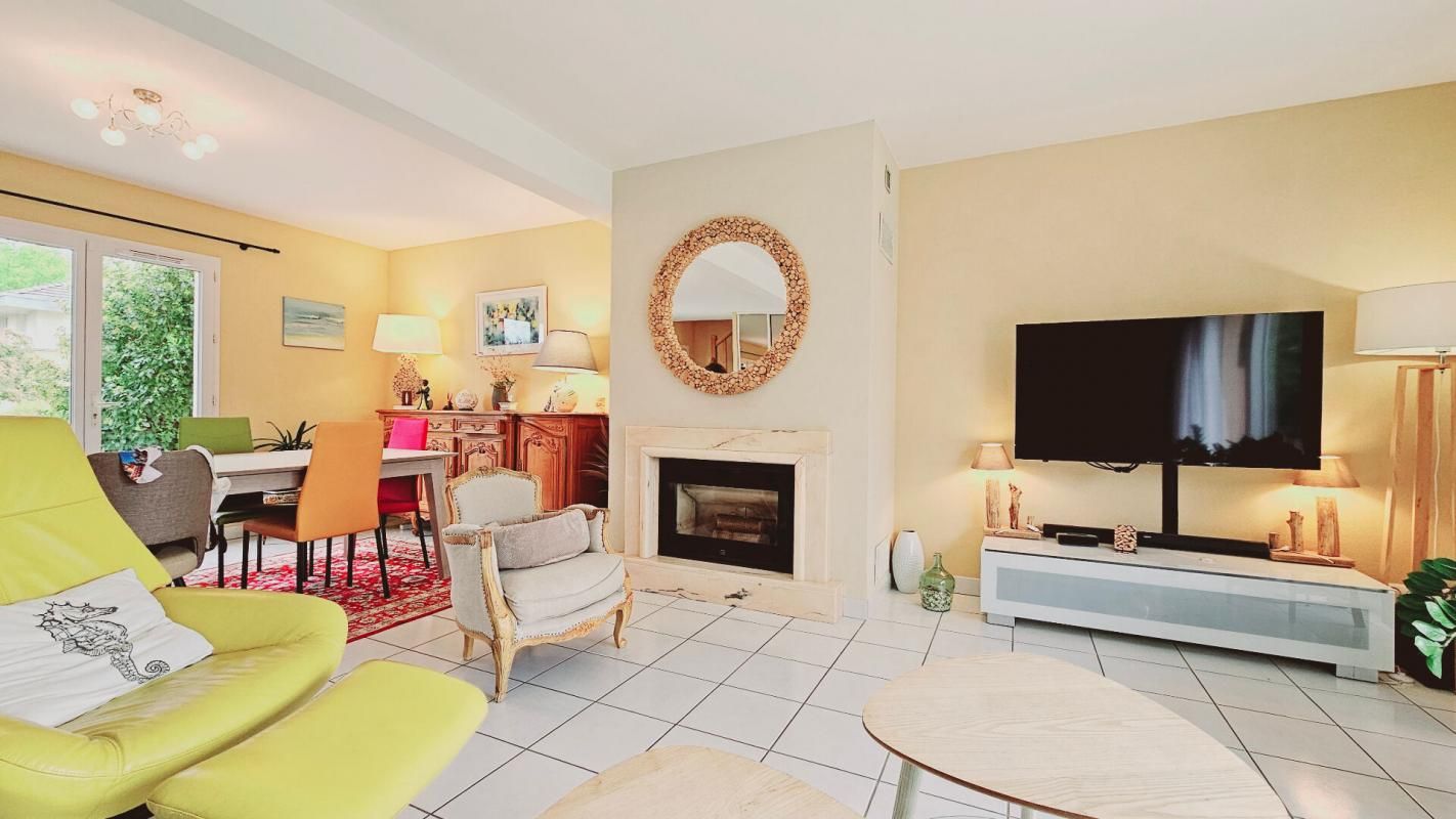 BOURGES BOURGES MAISON 134M² 6 PIECES 5 CHAMBRES SOUS-SOL 2
