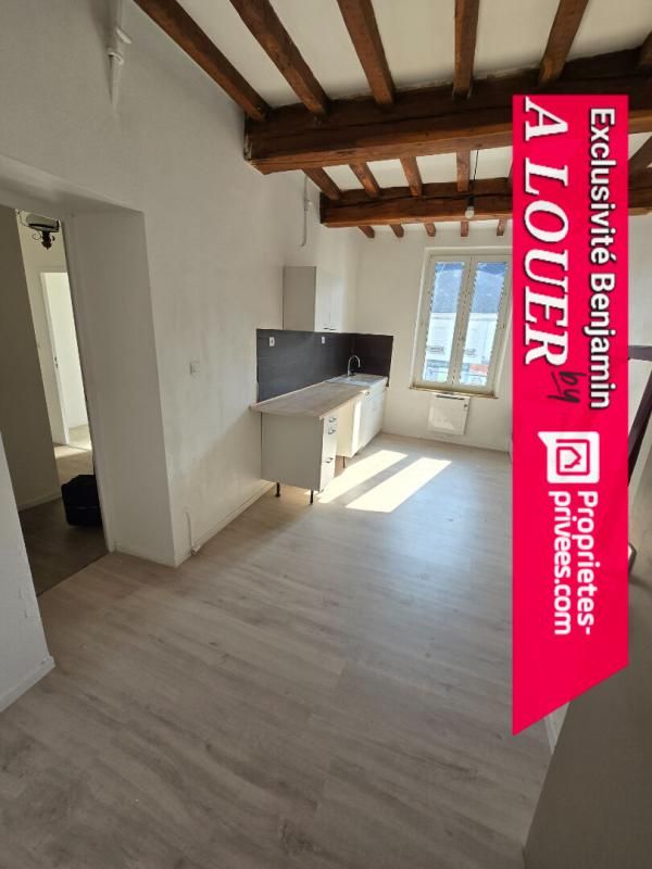 HIRSON Appartement Hirson T2 lumineux 3