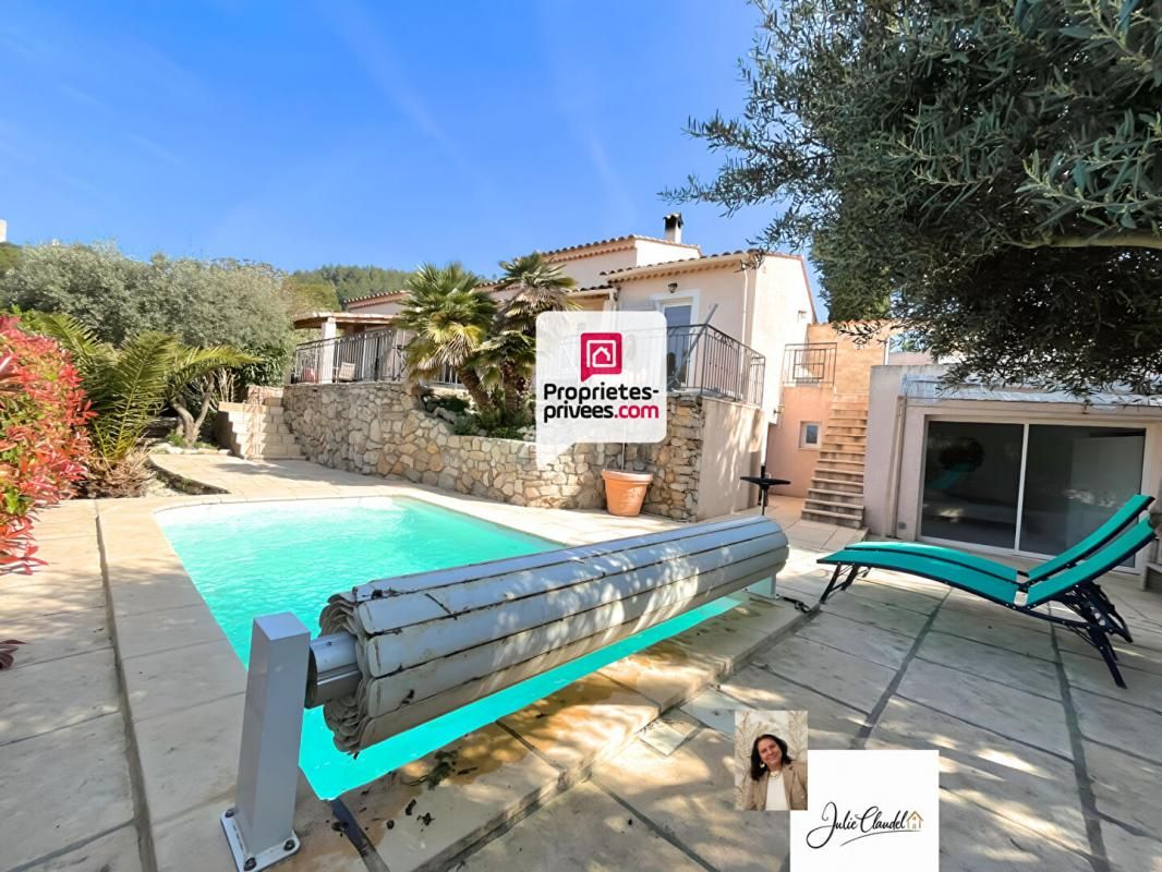 TARADEAU Maison de plain-pied avec piscine et vue panoramique 3