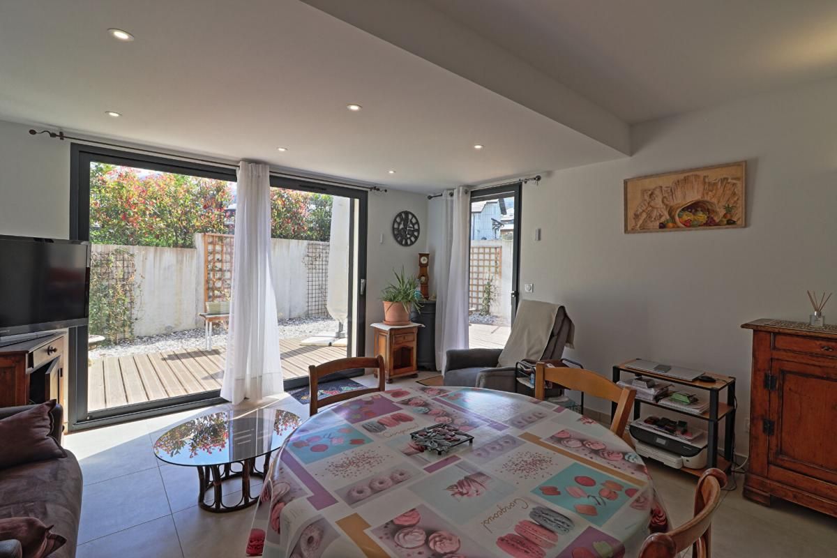 Appartement Doussard 2 chambres, 54 m2, terrasse et parking