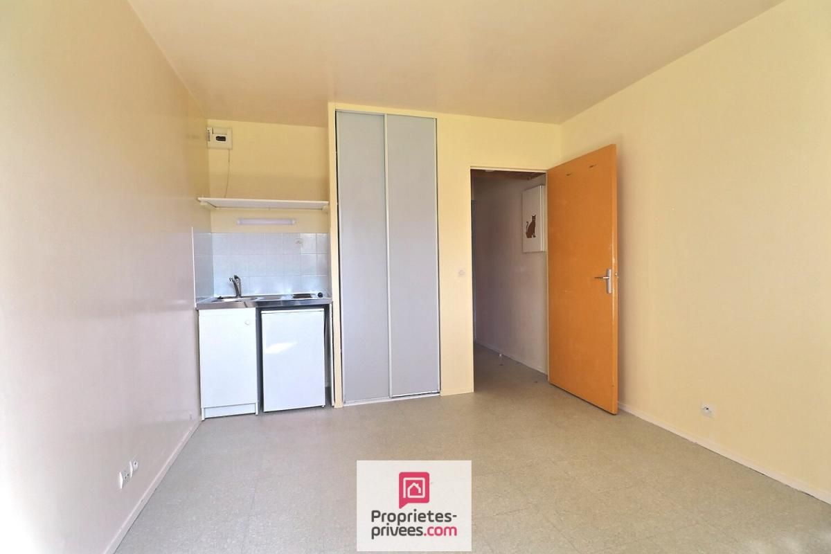 CERGY Appartement Cergy 1 pièce(s) 18.13 m2 4