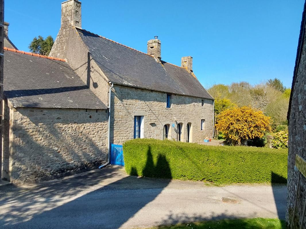 Maison Glomel 4 pièce(s) 100 m2