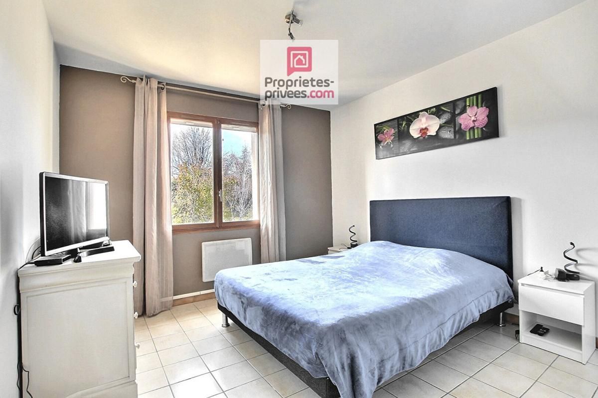 MANOSQUE Maison individuelle T4-T6 avec garage dont studio 2