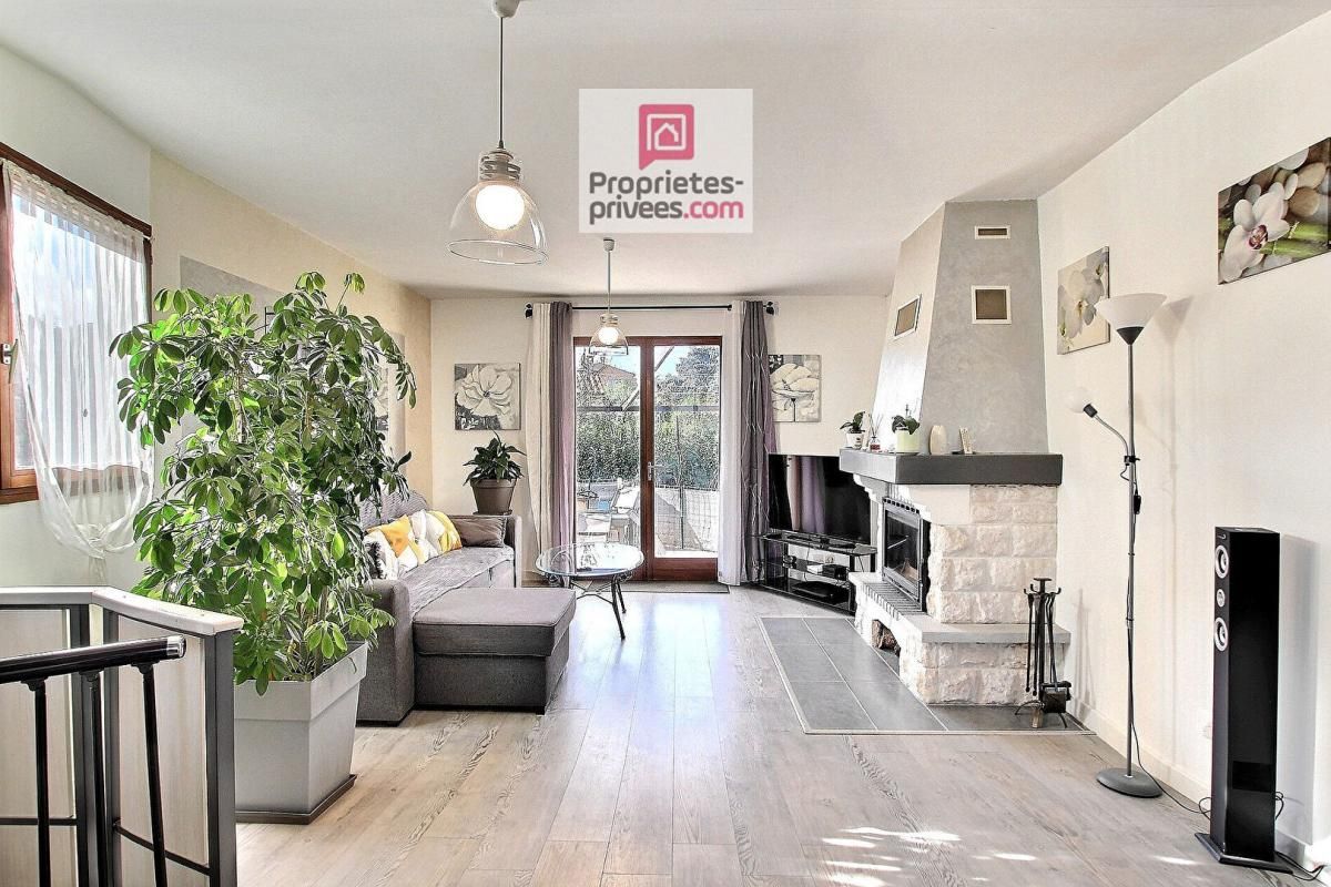 MANOSQUE Maison individuelle T4-T6 avec garage dont studio 3