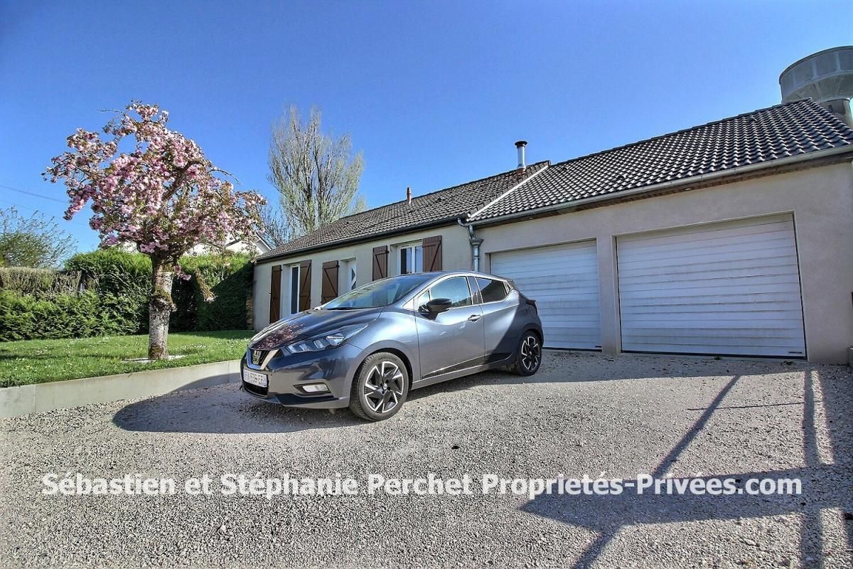 SAINT-PERAVY-LA-COLOMBE Maison 2 chambres avec double garage sur 737m2 de terrain 3