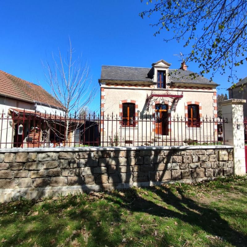 OUROUX-EN-MORVAN Maison Ouroux en Morvan 5 pièces 130 m2  235 000 2