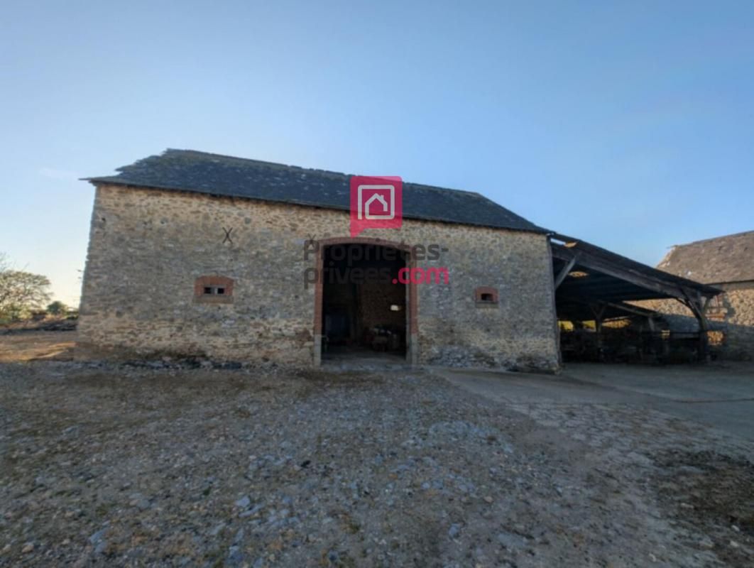 Maison en pierre à rénover