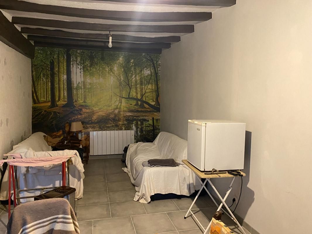 MEZIERES-EN-BRENNE Maison Mezieres En Brenne 2 pièce(s) 57 m2 3