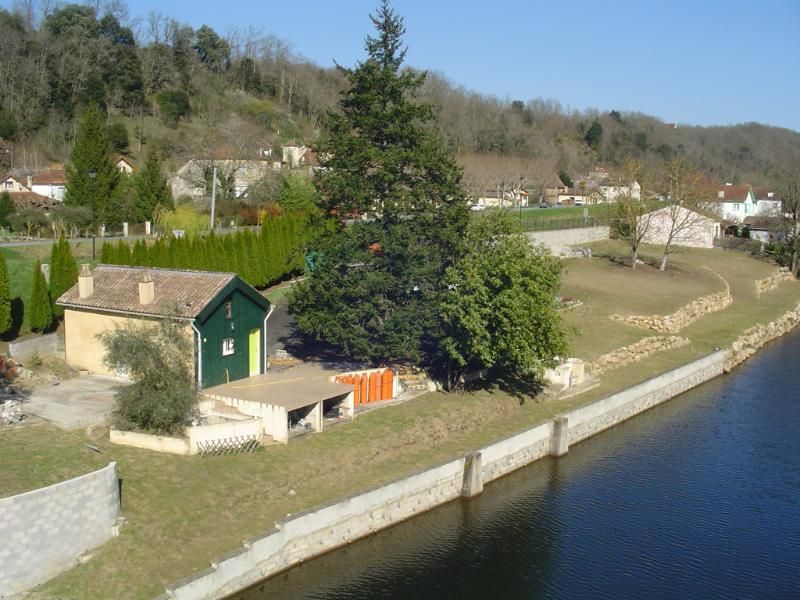 Maison Saint Capraise De Lalinde 4 pièce(s) 48 m2 avec terrain de 2.575 m2 en bord de Dordogne