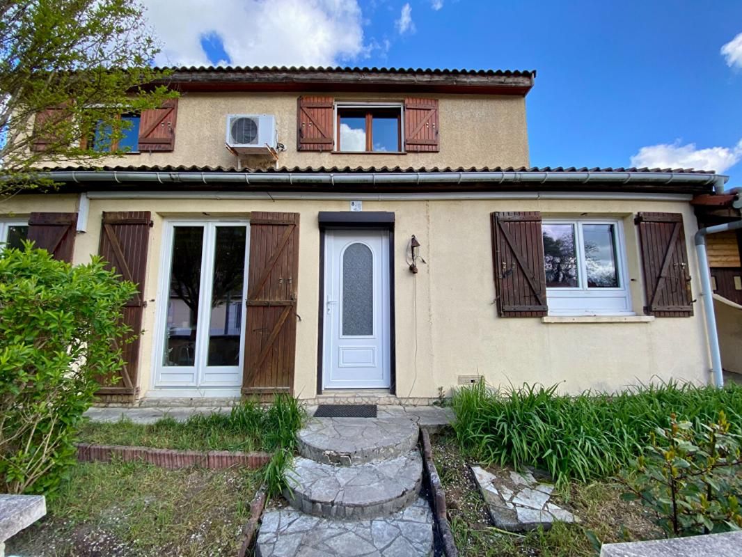 SAINT-MEDARD-EN-JALLES ST MEDARD EN JALLES - MAISON 4 CHAMBRES GARAGE JARDIN 4