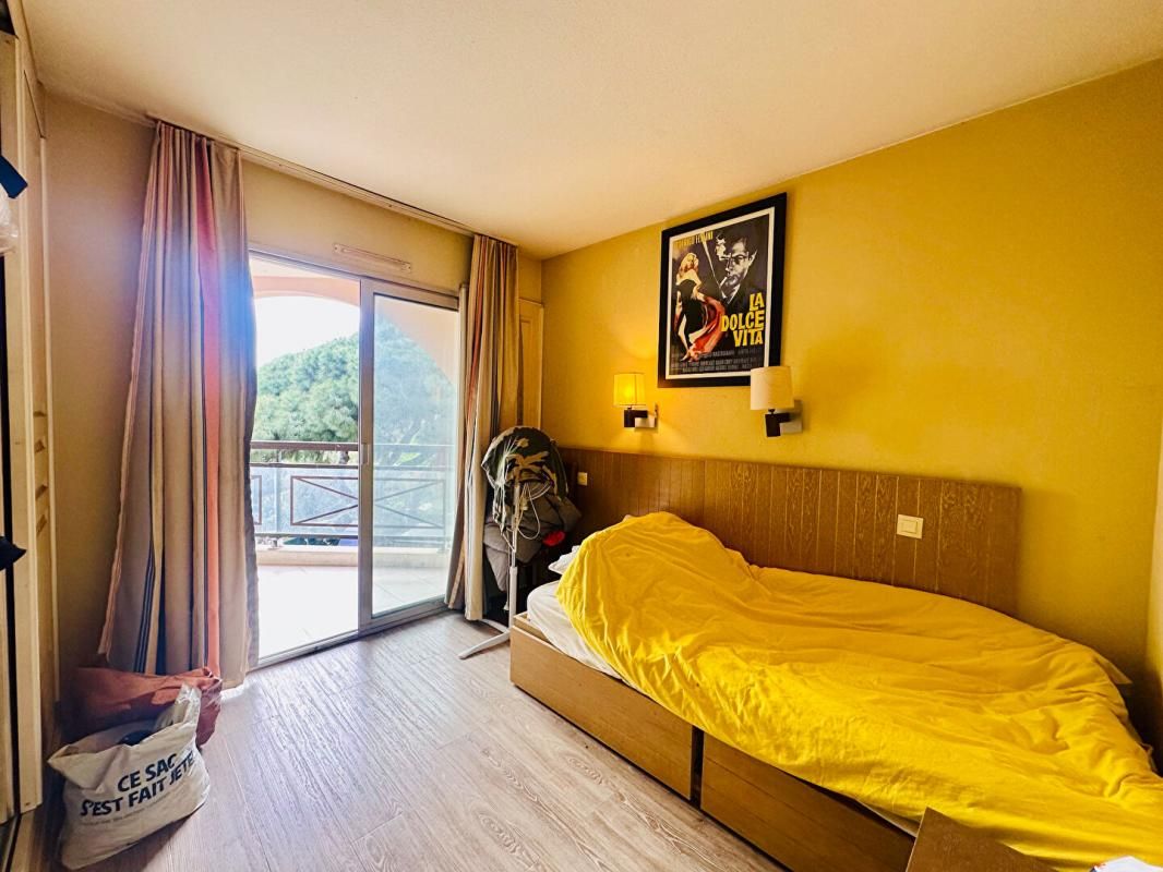 CANNES Appartement Cannes la Bocca 2/3 pièces 35m2 2 terrasses 3
