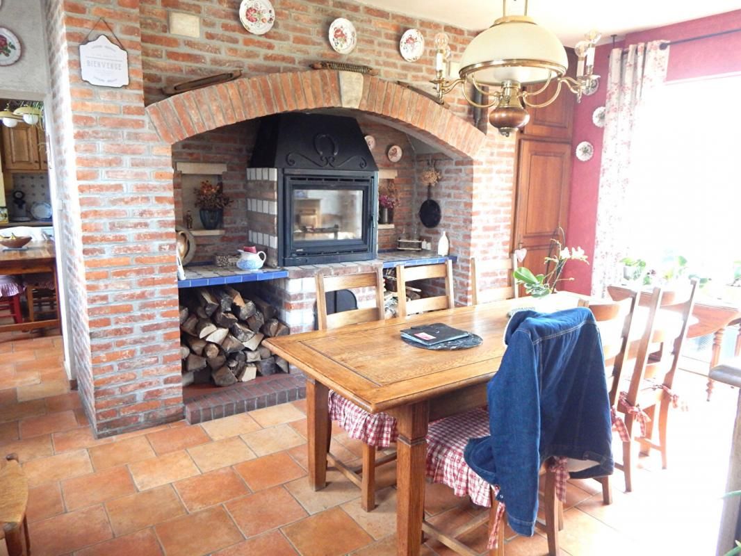 HALLENCOURT Maison 6 pièce(s) 146 m² 4