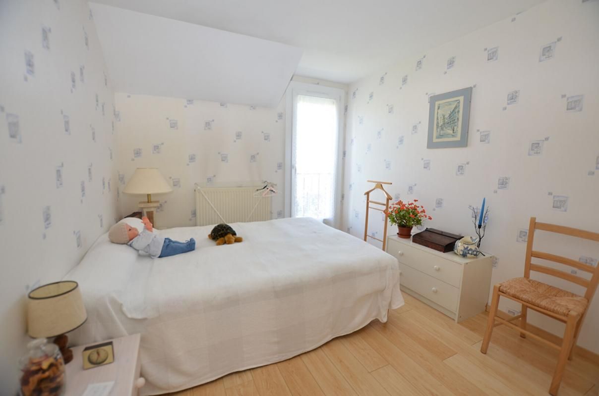 FLEURY-MEROGIS Maison - Fleury Mérogis quartier village 4 pièce(s) 79 m² 4
