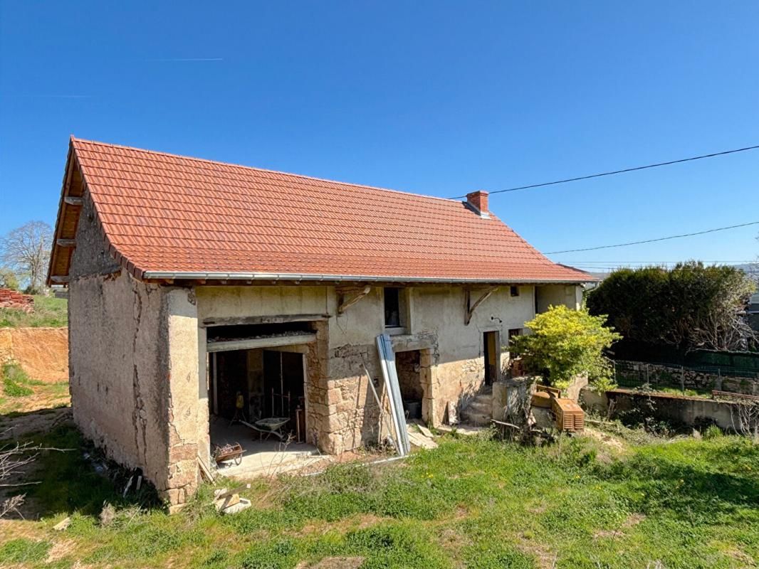 Maison en pierre à rénover