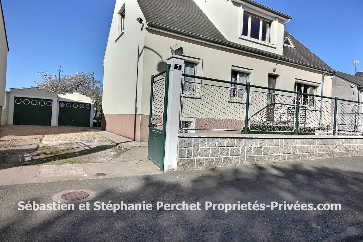 ORGERES-EN-BEAUCE Maison 5 chambres sur 636 m2 de terrain 2