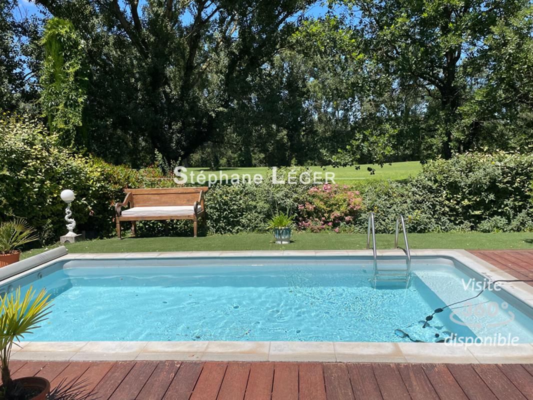 MONTBOUCHER-SUR-JABRON Villa Montboucher Sur Jabron 7 pièce(s) 178 m2 avec piscine 2