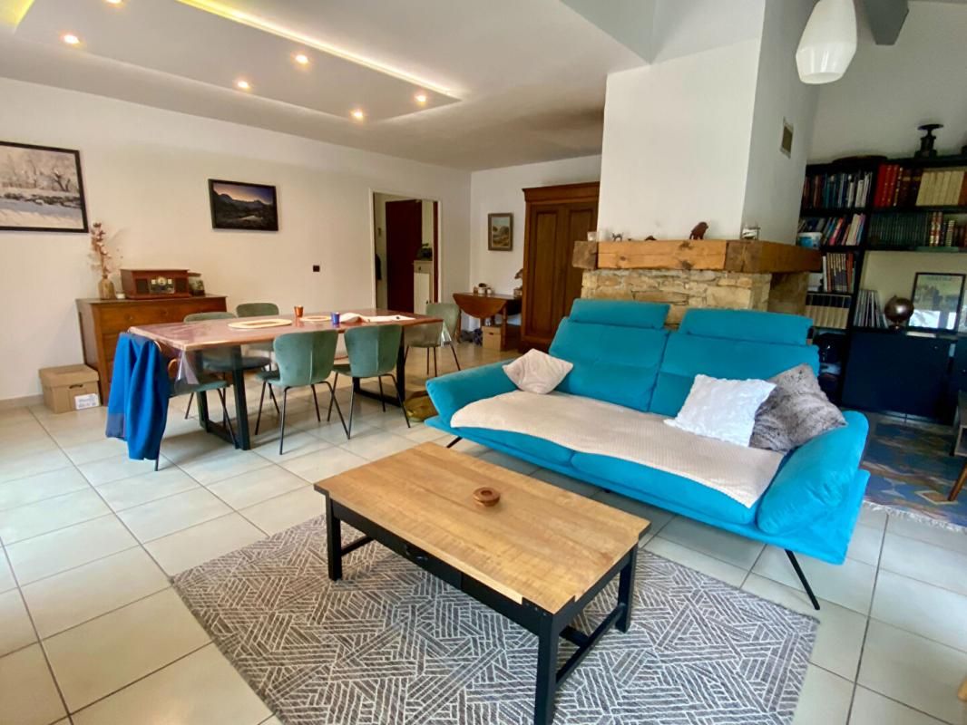 LE CASTELLET Maison Le Castellet 4 pièce(s) 100m2 3