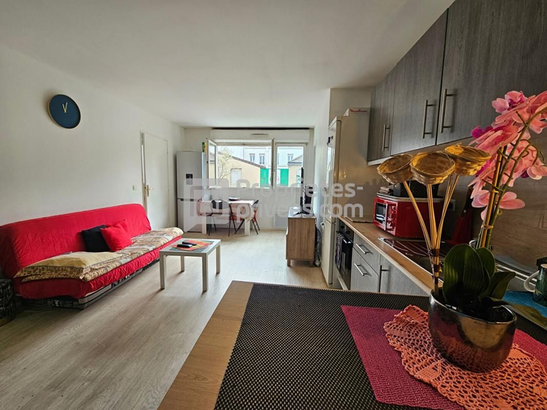 SAINT-DENIS Appartement 3 pièces de 45,16m² à la plaine Saint-Denis 1