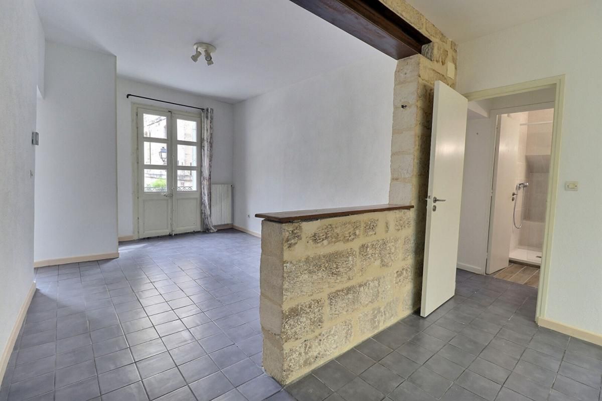 UZES Uzès , coeur historique, appartement avec vue sur le duché 2
