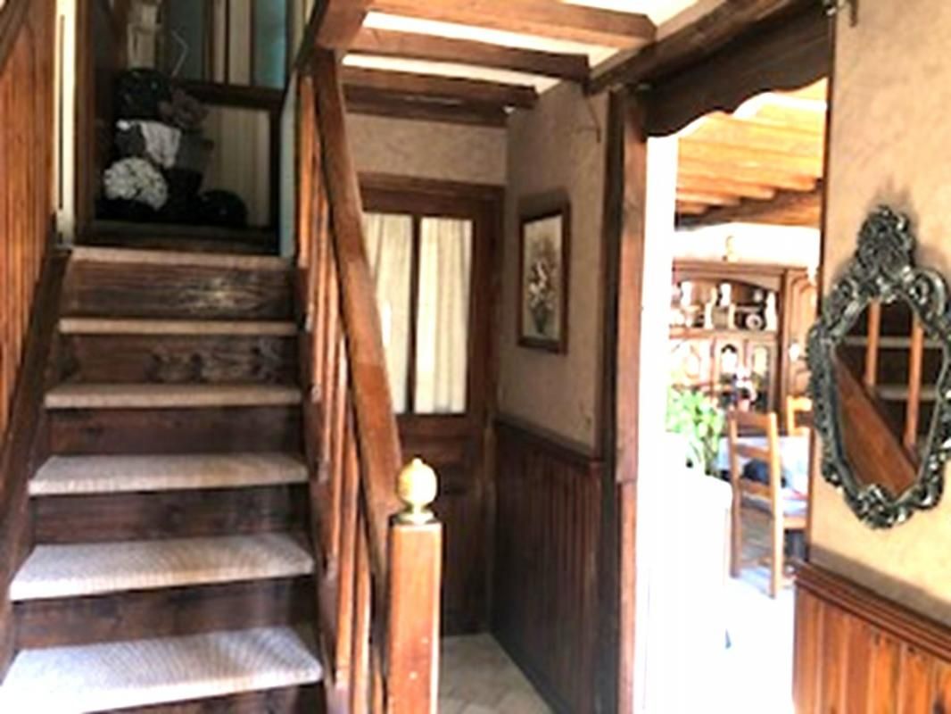 GAMACHES-EN-VEXIN Longère 4 chambres 108 M2 3