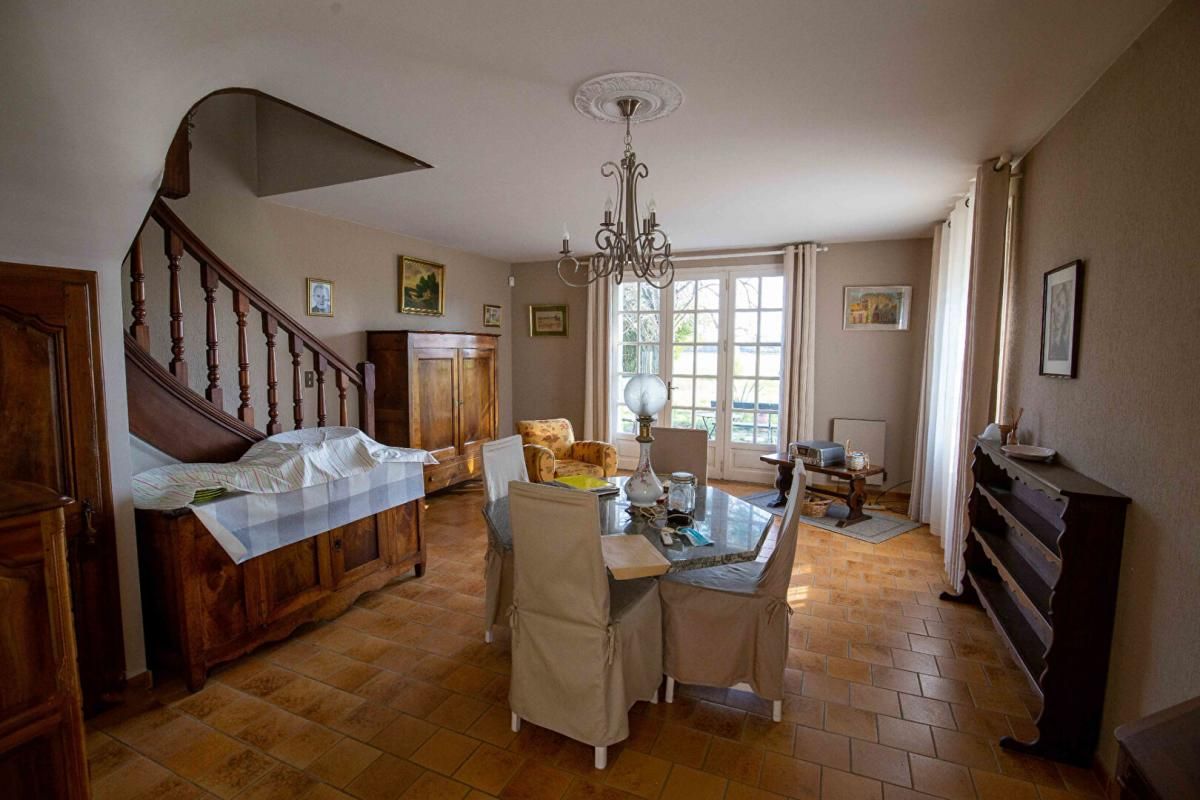 MONTFAVET Maison pour artisan ou artiste. Montfavet 8 pièce(s) 220 m2+60M2 4