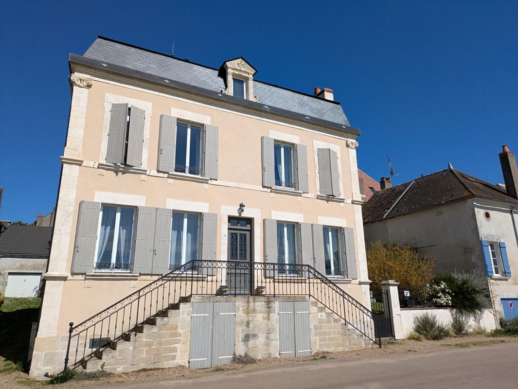 Maison Pouilly Sur Loire 4 pièce(s) 140 m2
