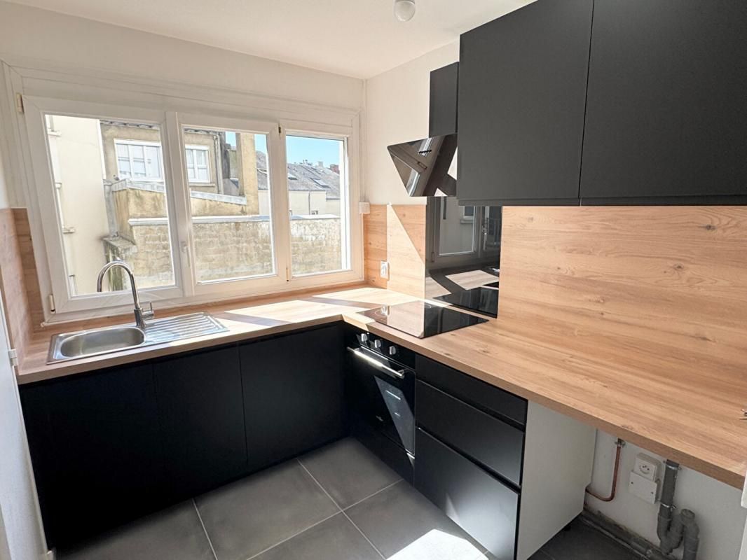 LE MANS Appartement - Hyper Centre Le Mans - 5 pièce(s) - 92 m² 3