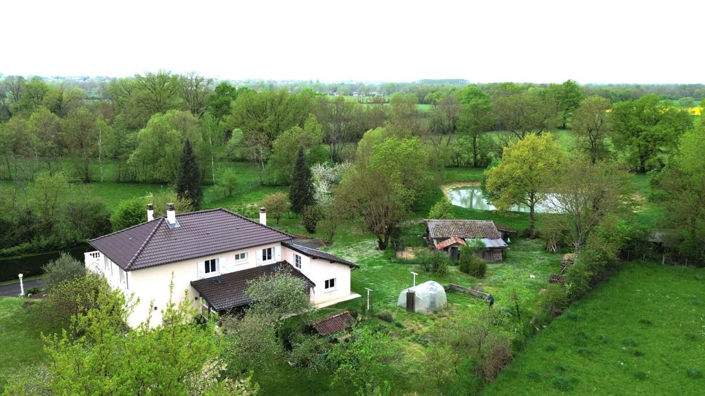 Maison 170 m2 sur magnifique terrain