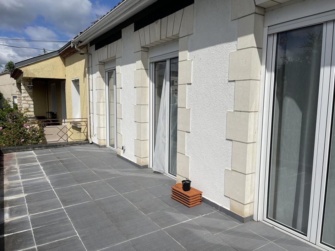 PERIGUEUX Maison PERIGUEUX 5 pièces 133 m2 1
