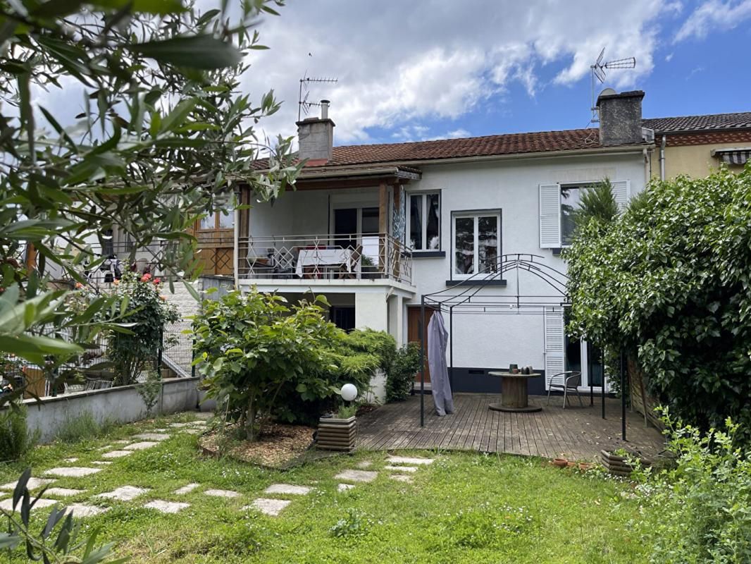 PERIGUEUX Maison PERIGUEUX 5 pièces 133 m2 4